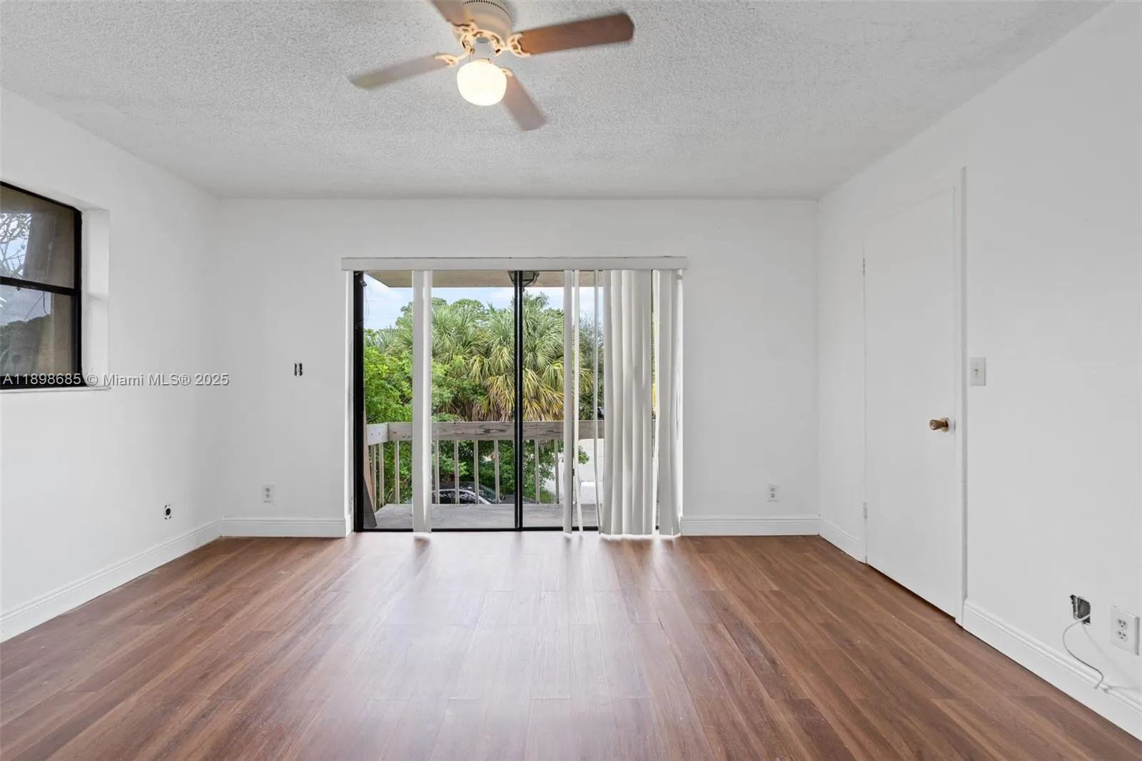 941 SW 20th Ct