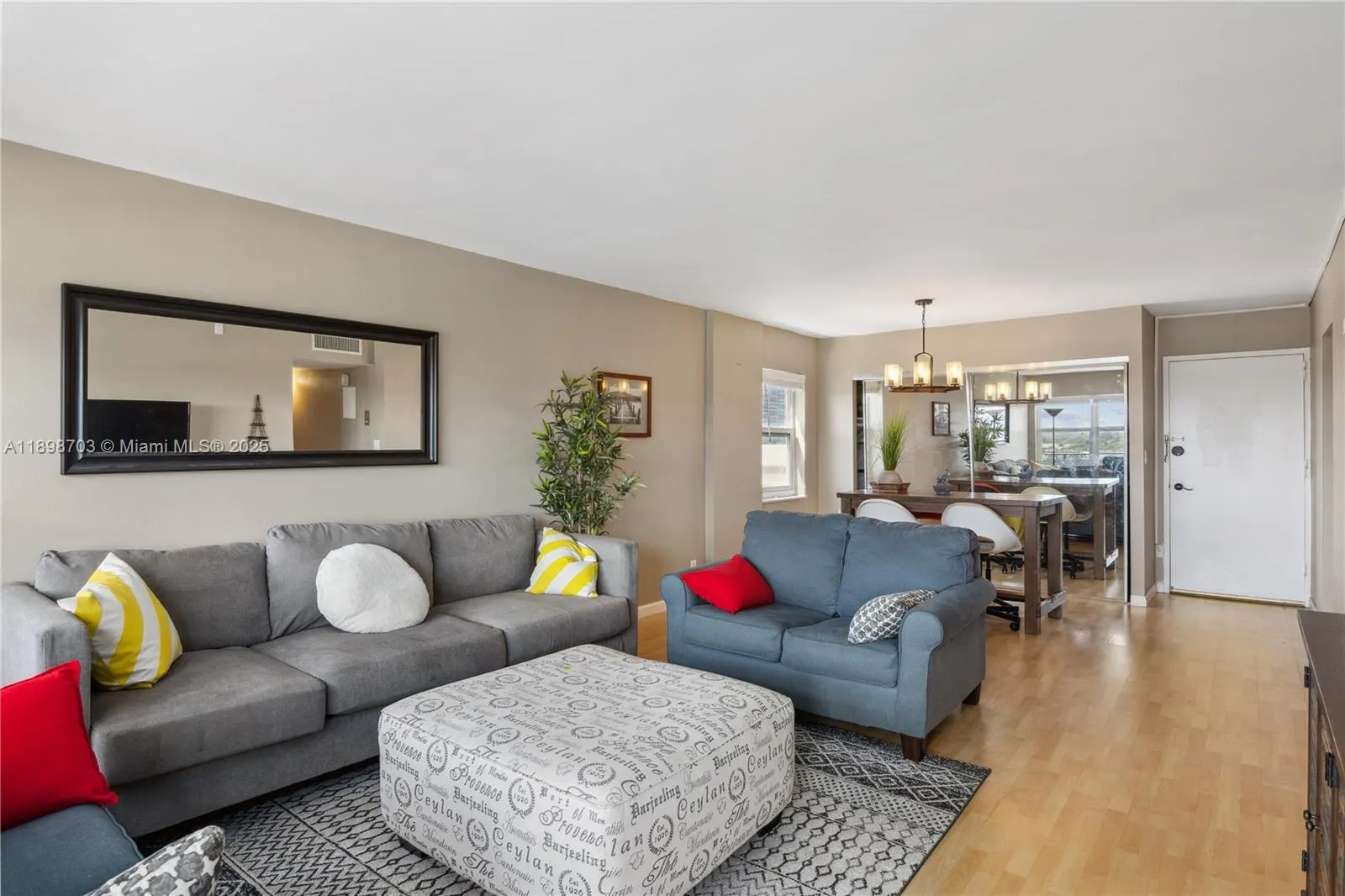 401 Golden Isles Dr, #1012