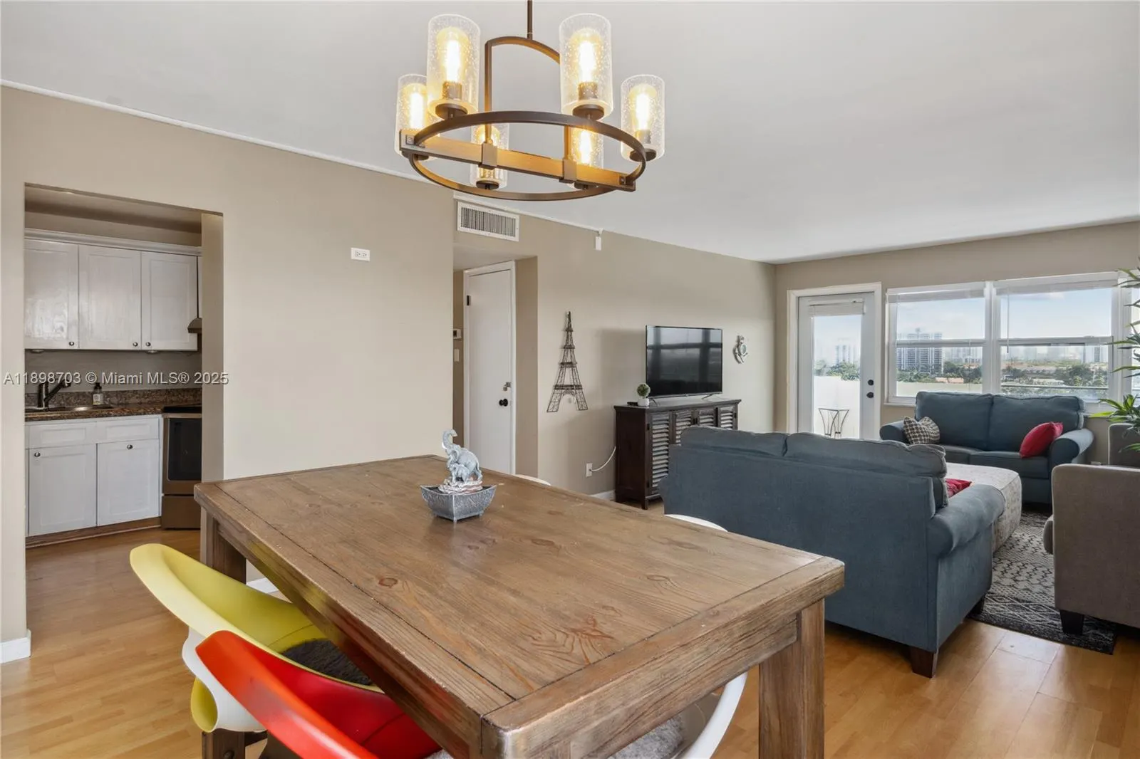 401 Golden Isles Dr, #1012
