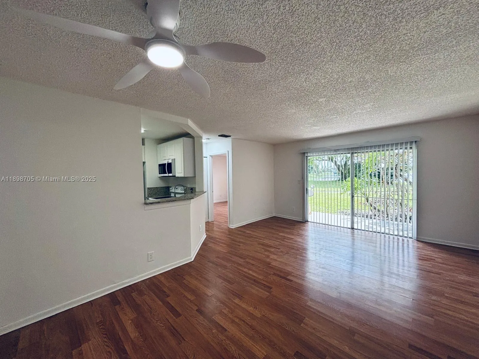 3453 NW 44th St, #105