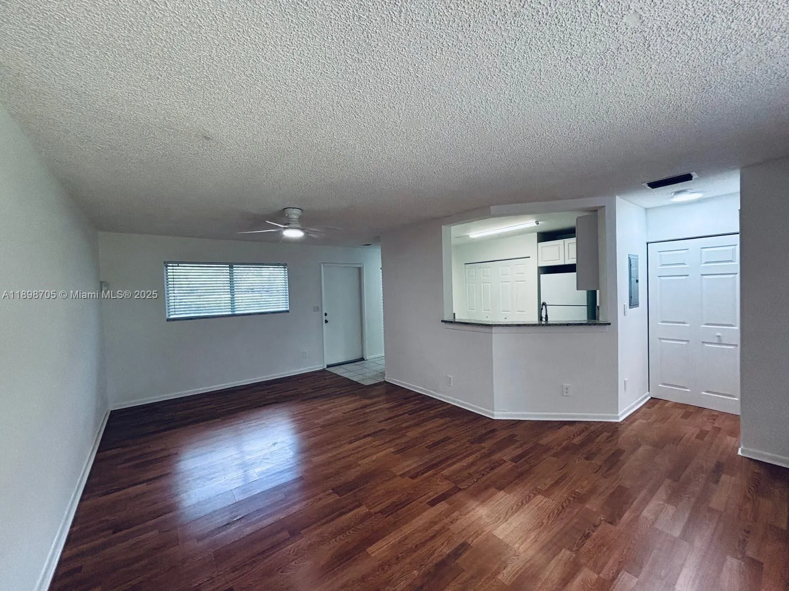 3453 NW 44th St, #105