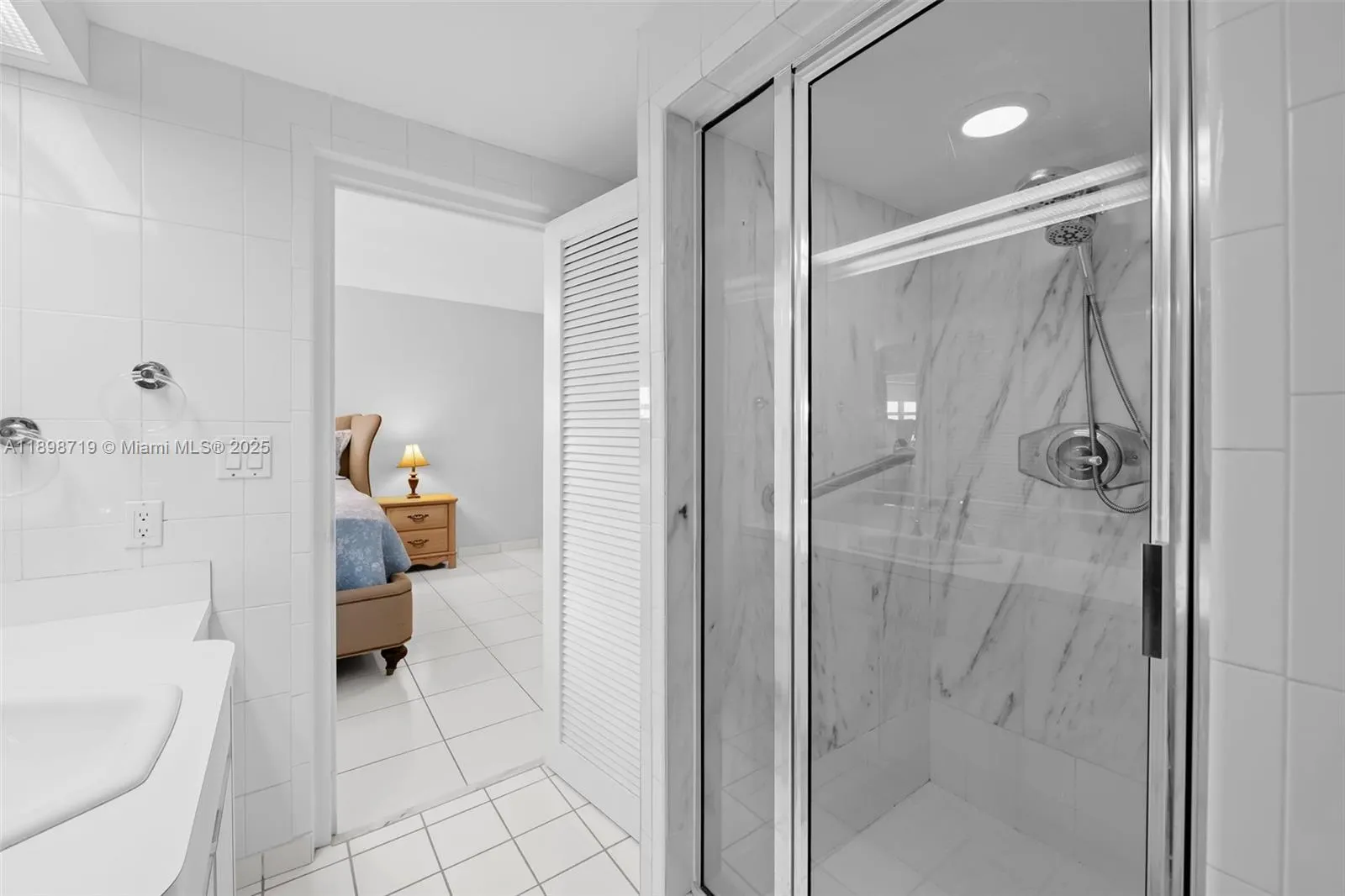 3111 N Ocean Dr, #812