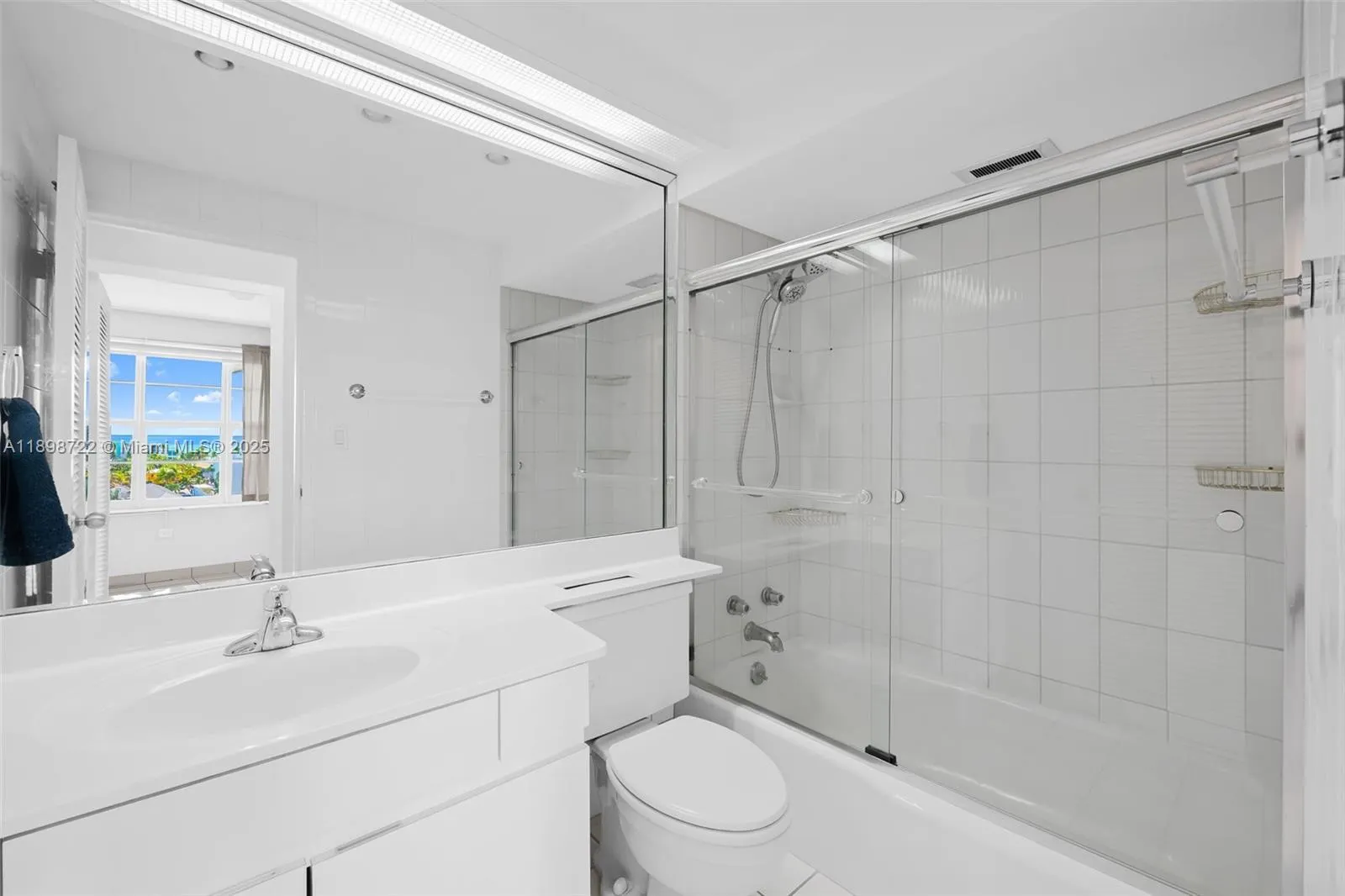 3111 N Ocean Dr, #812