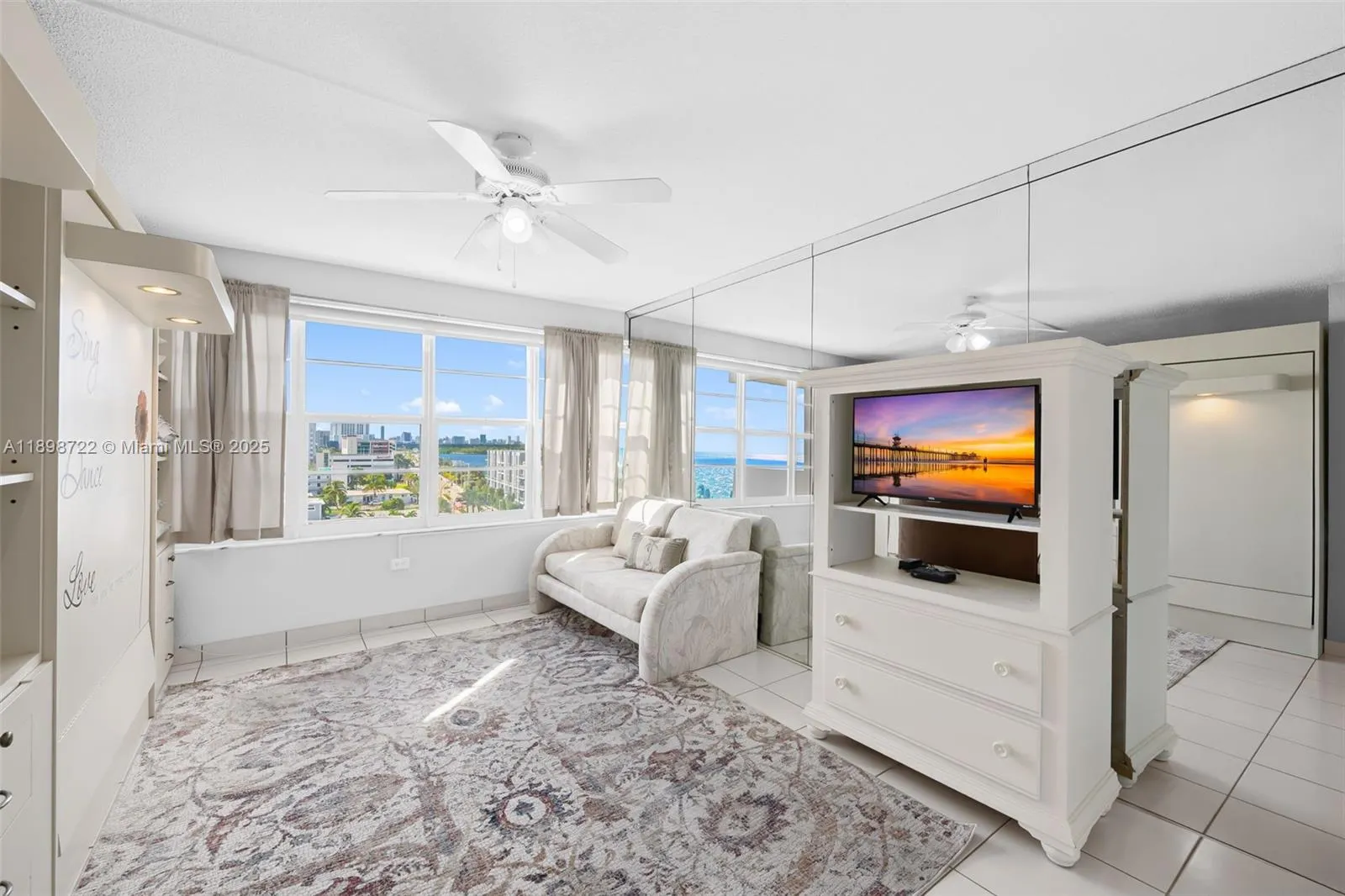 3111 N Ocean Dr, #812