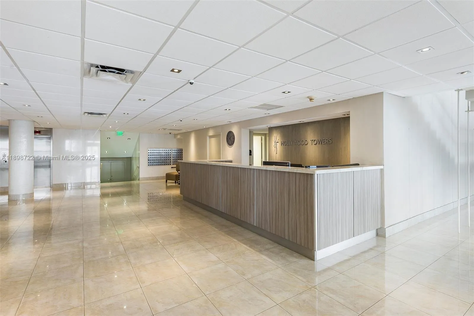 3111 N Ocean Dr, #812