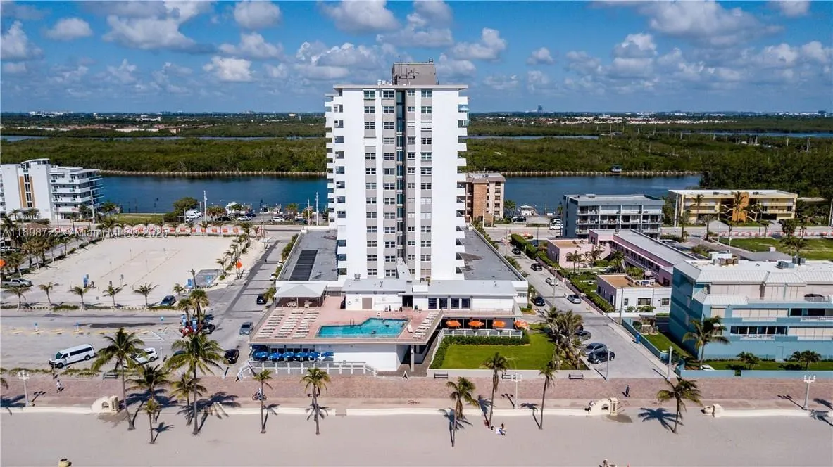 3111 N Ocean Dr, #812
