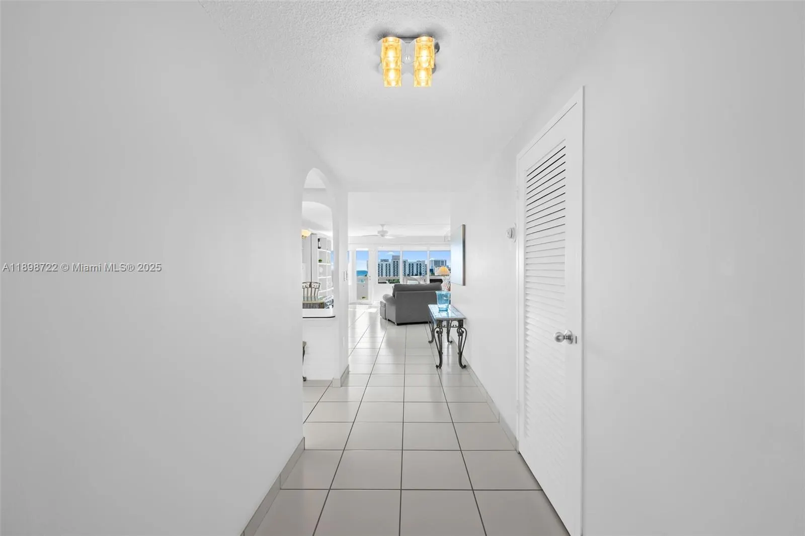 3111 N Ocean Dr, #812
