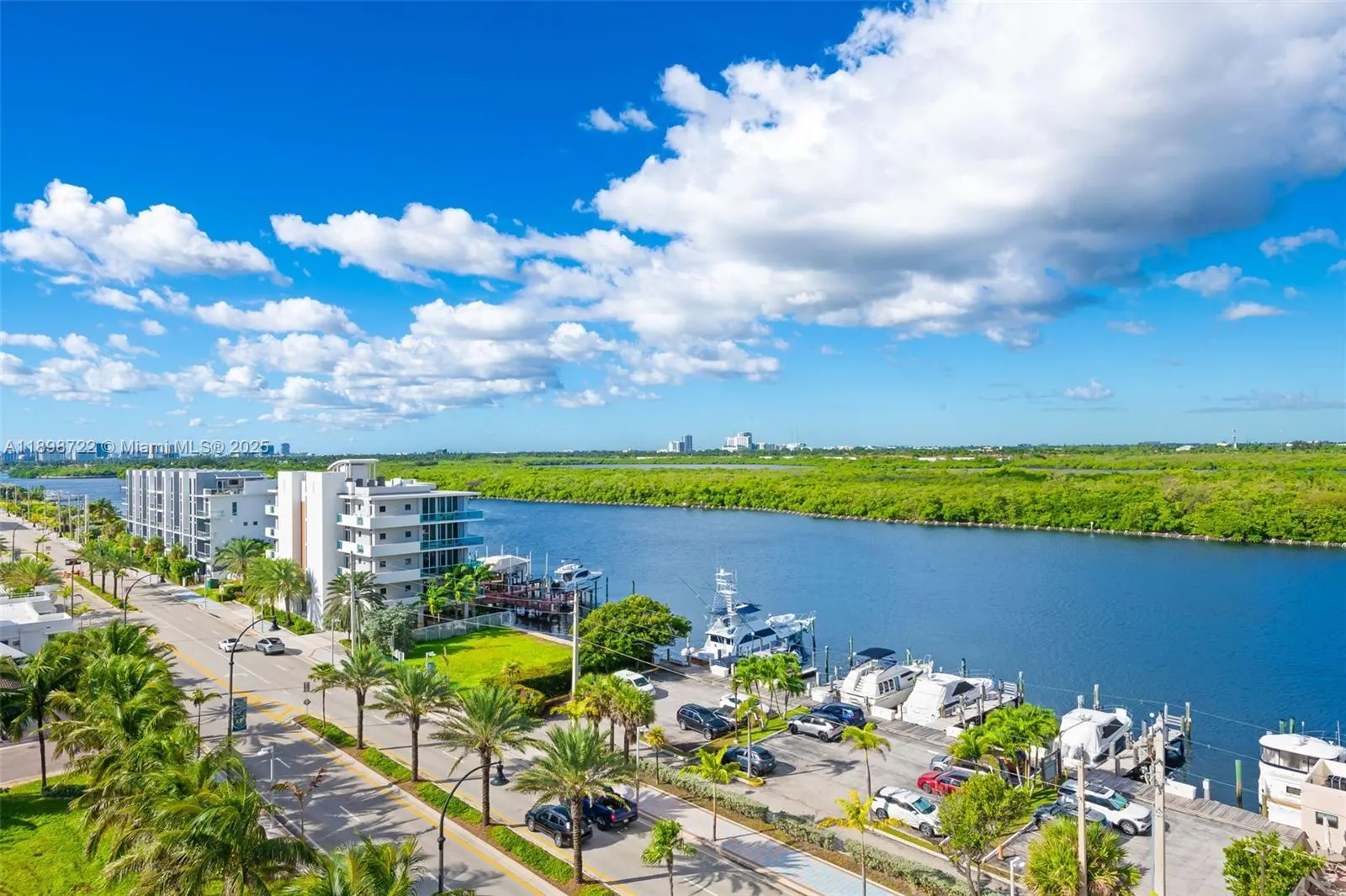 3111 N Ocean Dr, #812