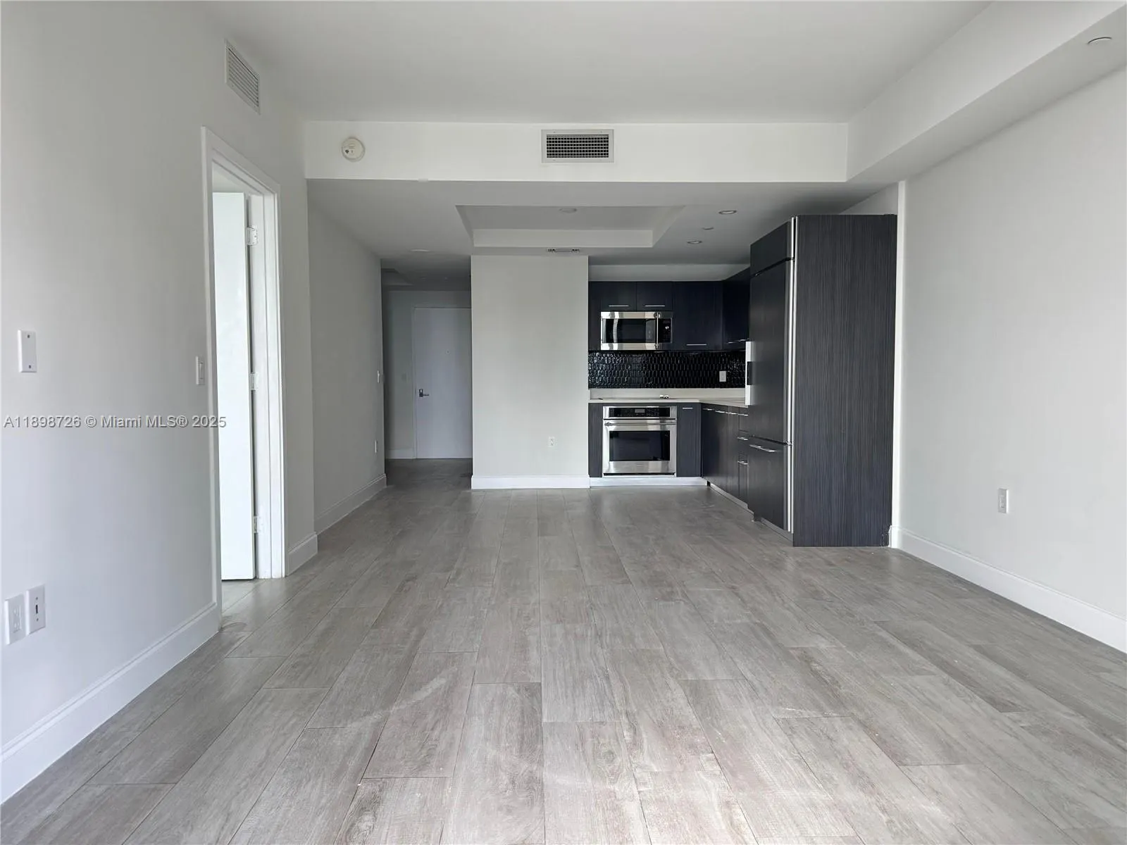 45 SW 9th St, #3404