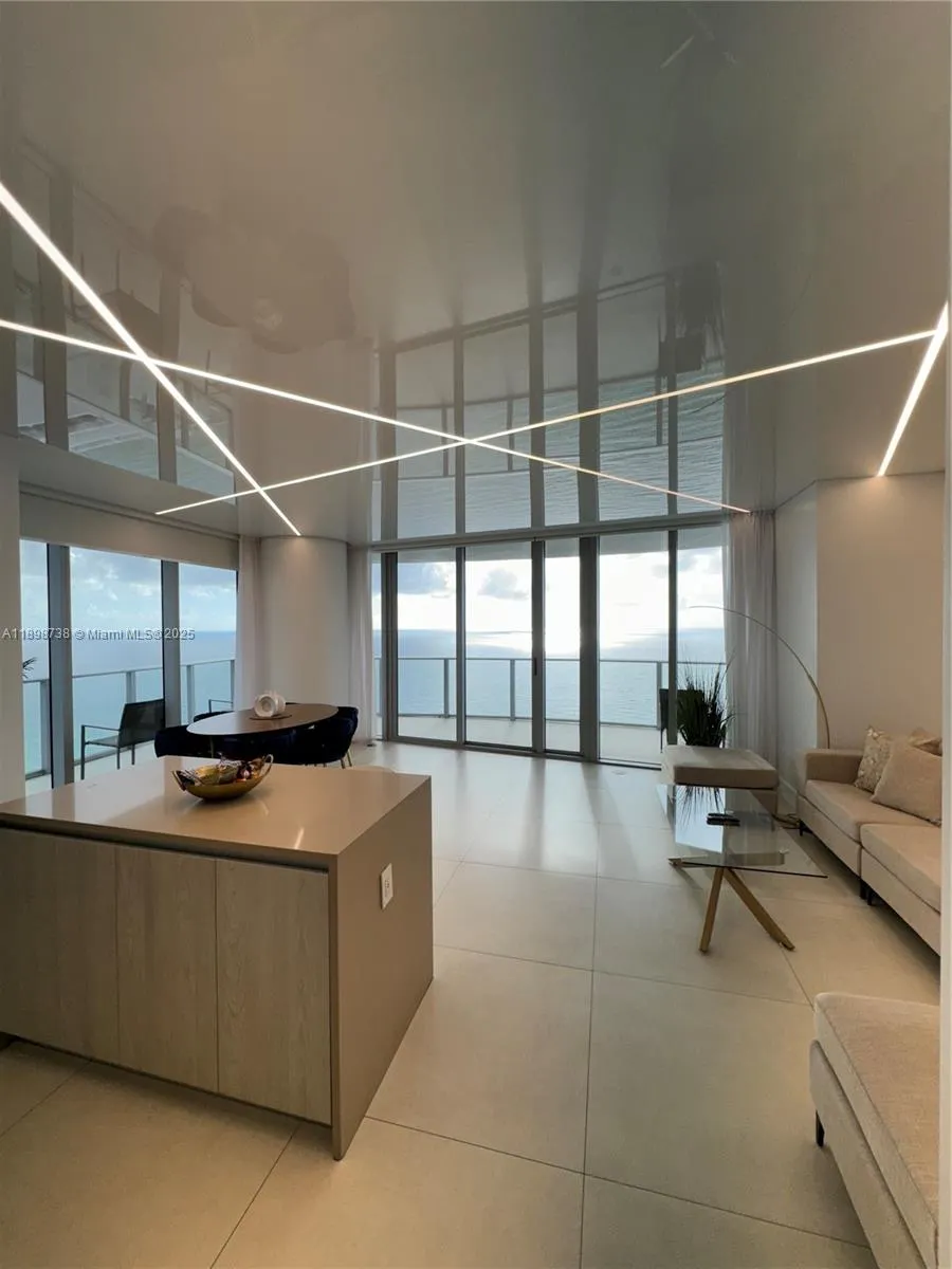 4111 S Ocean Dr, #3002