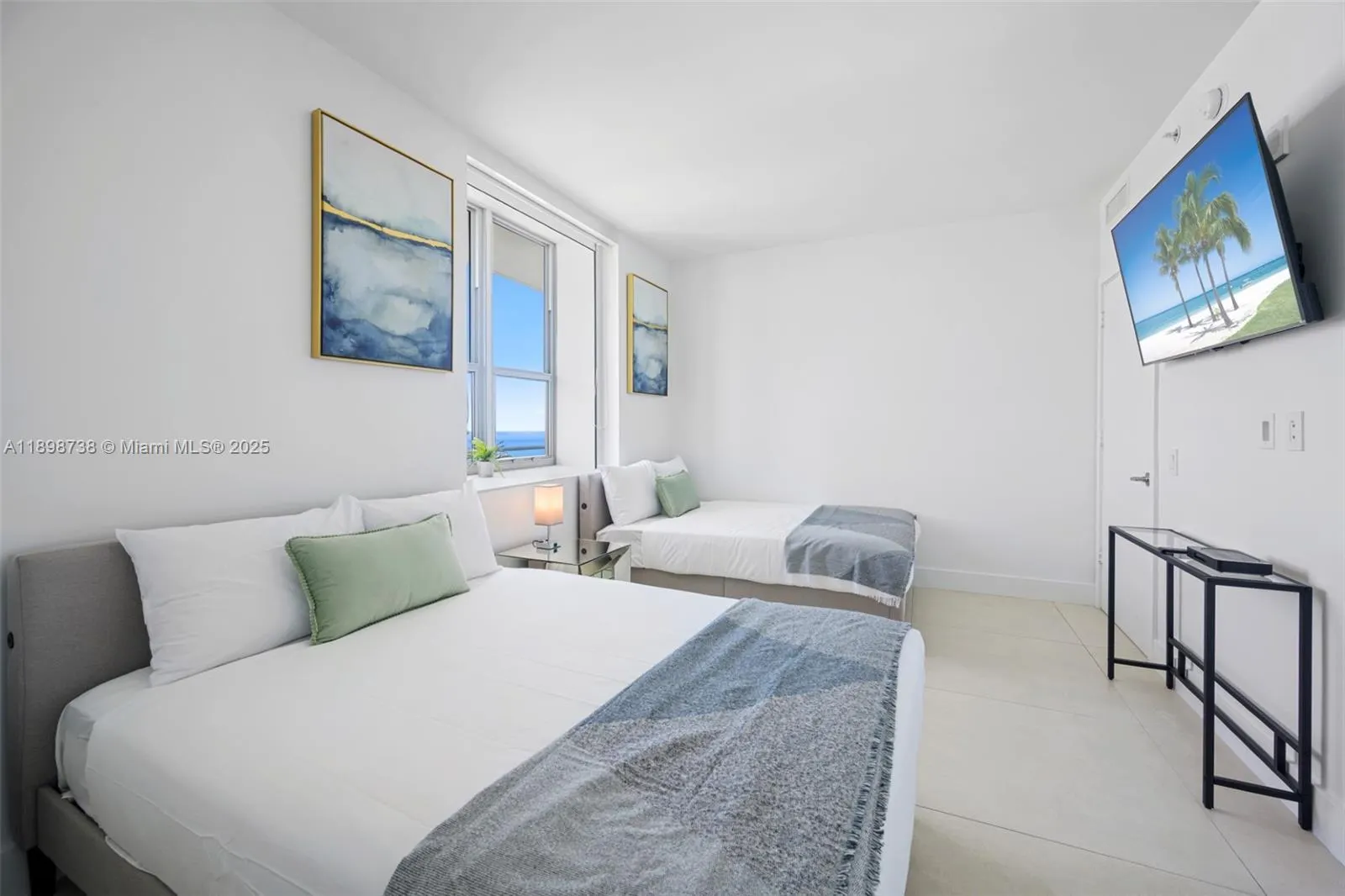 4111 S Ocean Dr, #3002