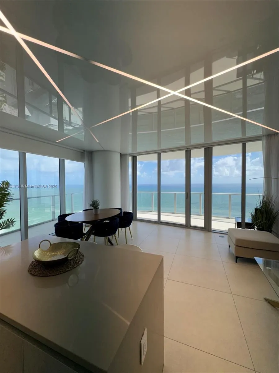 4111 S Ocean Dr, #3002