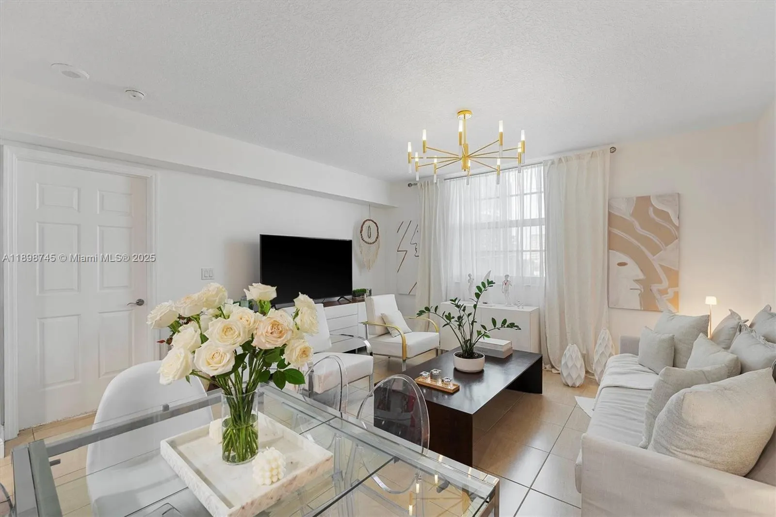 610 Clematis St, #628