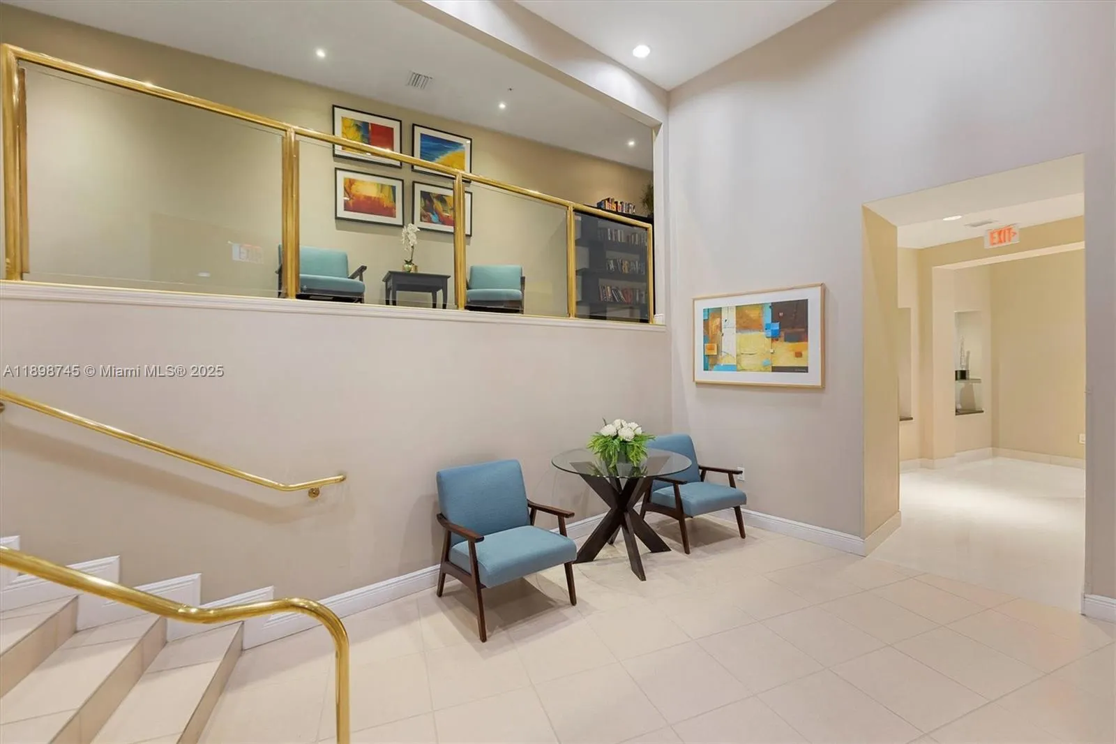 610 Clematis St, #628