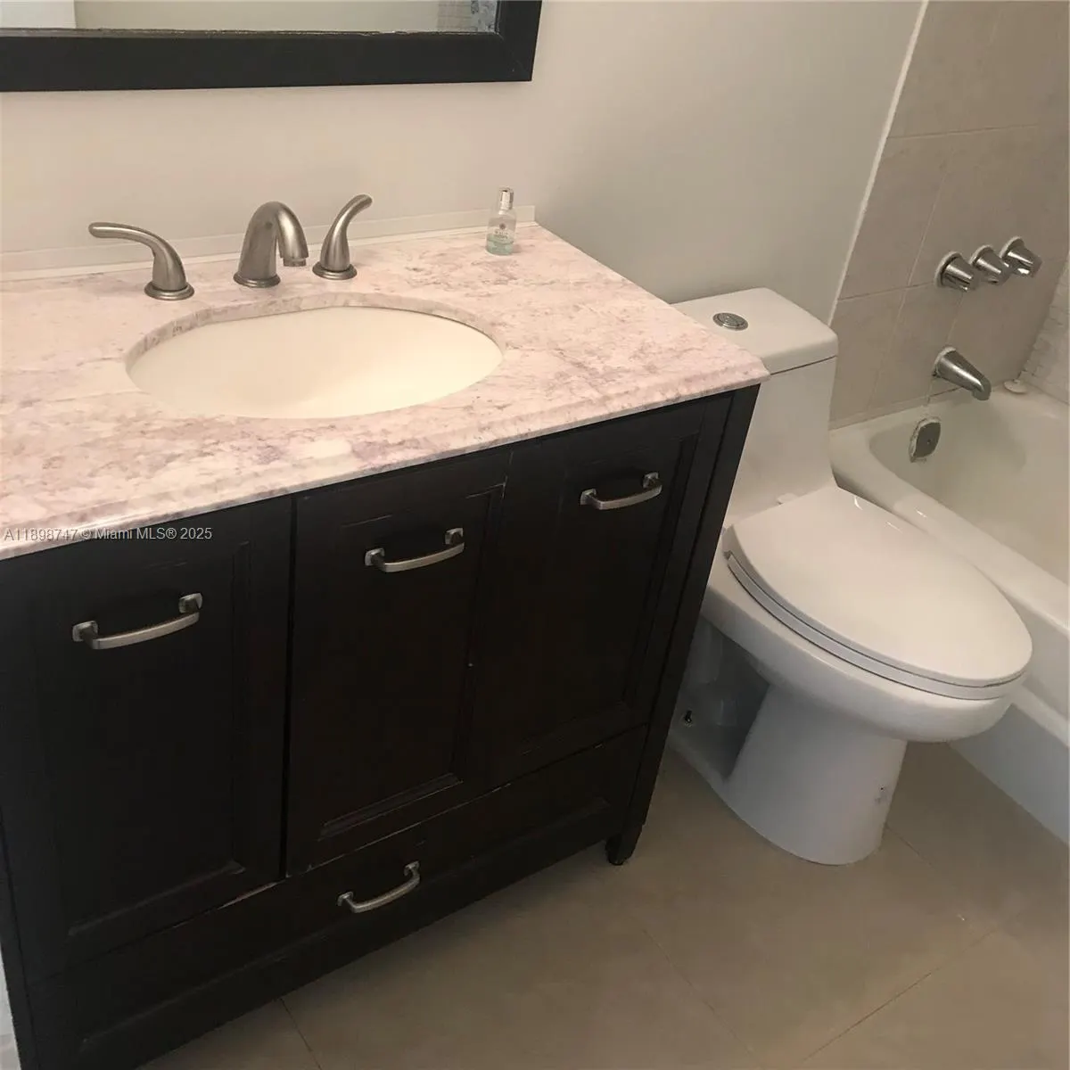 801 Brickell Bay Dr, #871