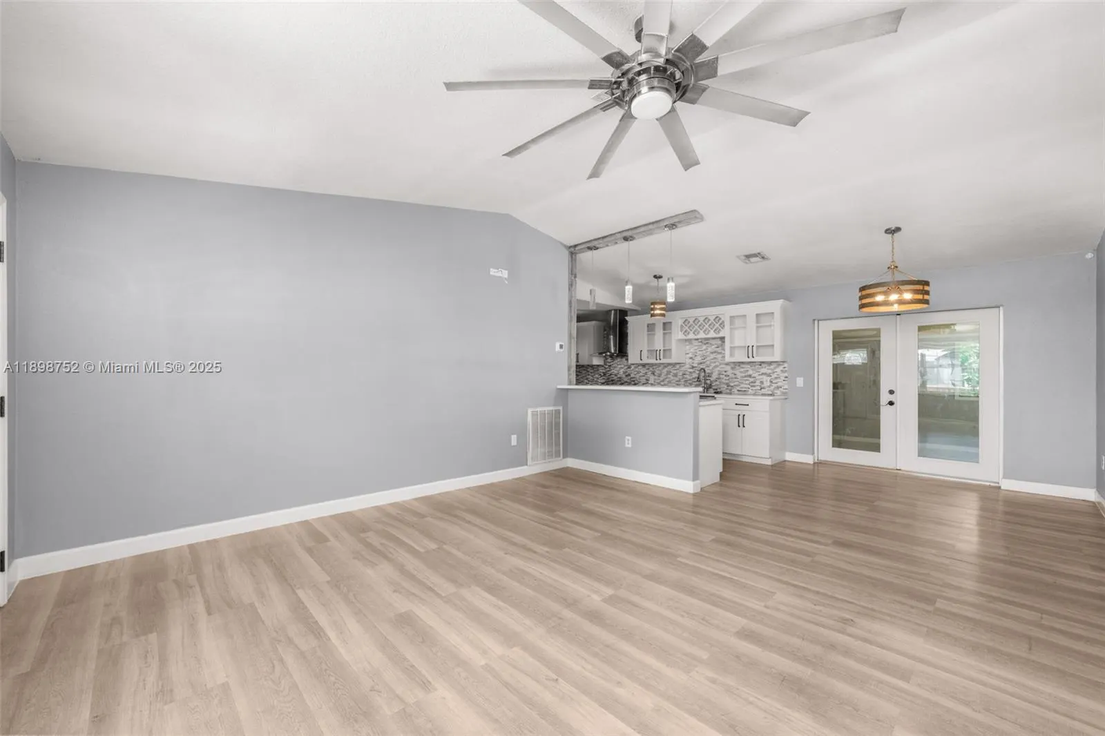 4912 whiting