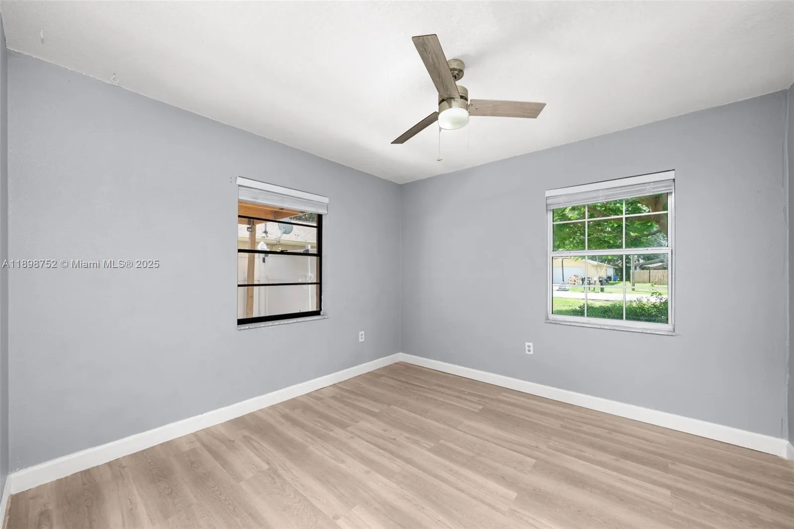 4912 whiting