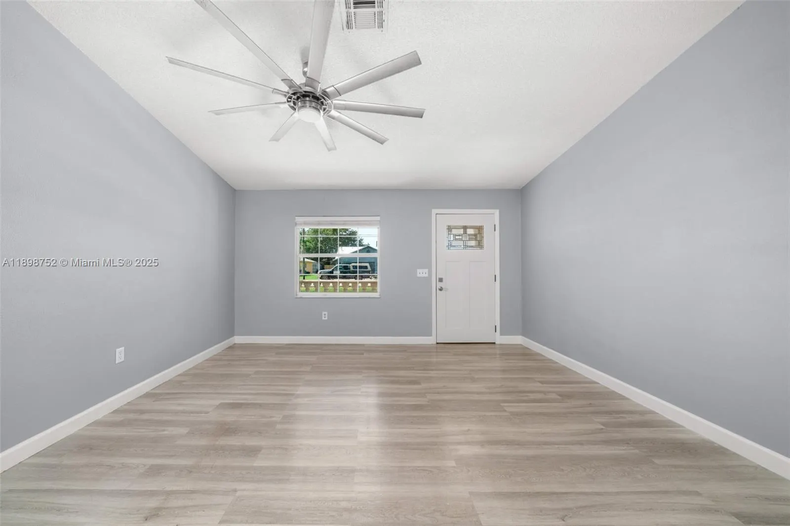 4912 whiting