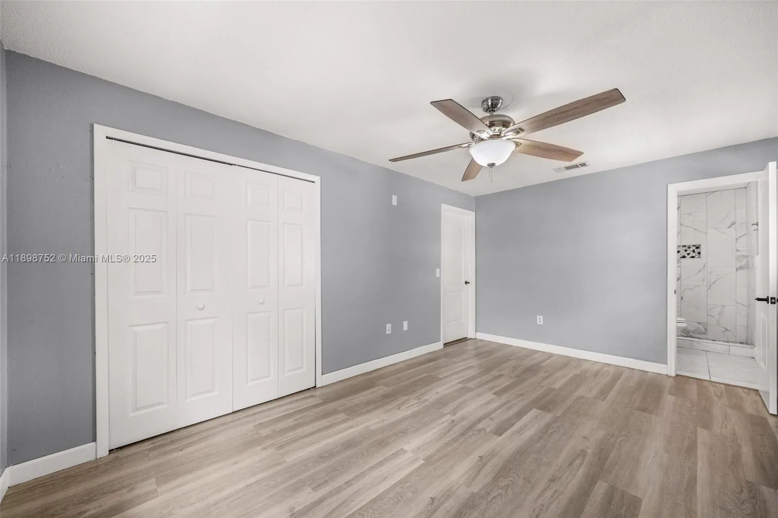 4912 whiting