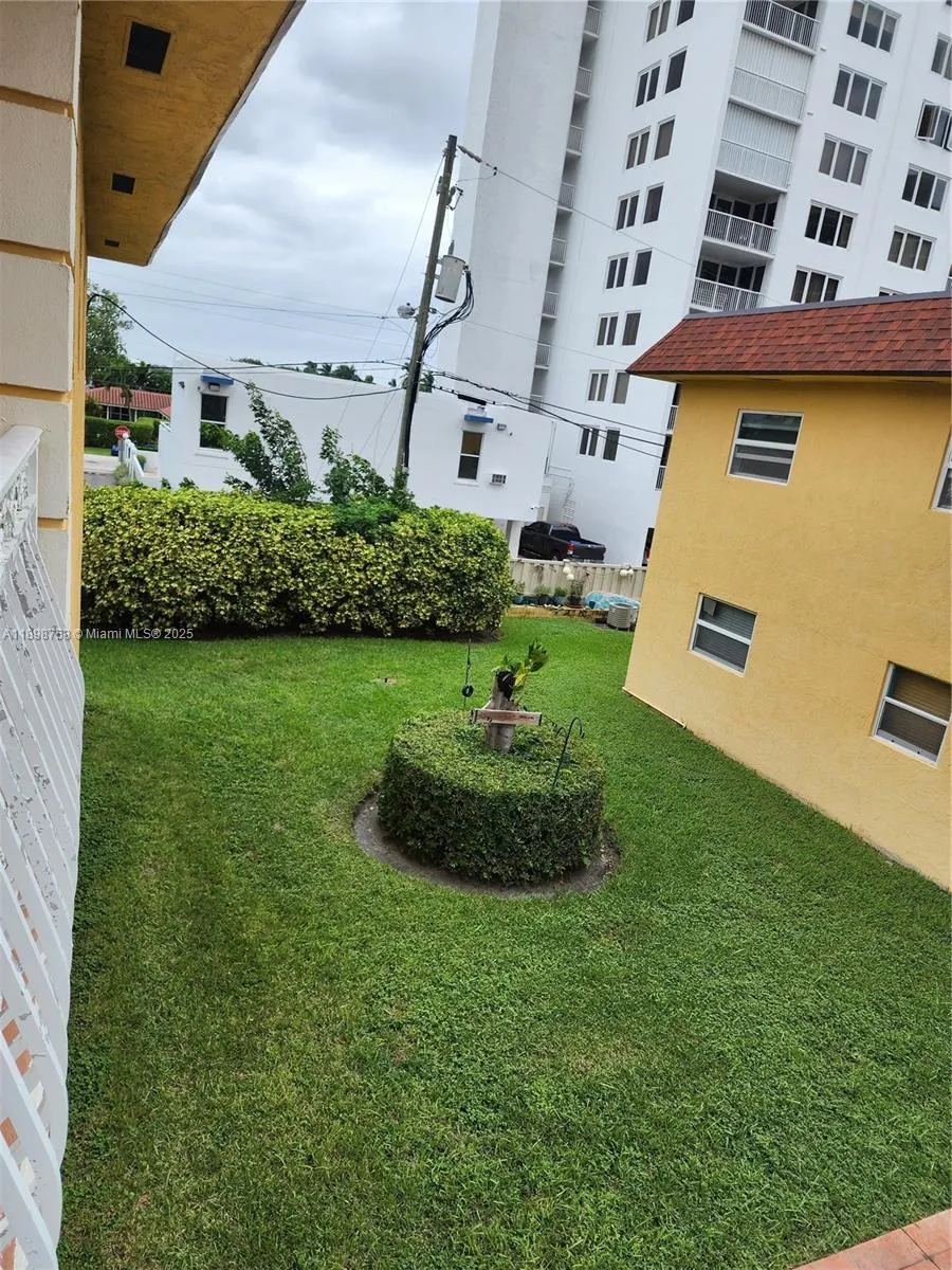 2121 N Ocean Blvd, #7
