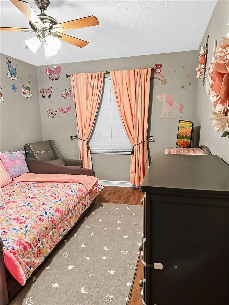 1462 Running Oak Ct