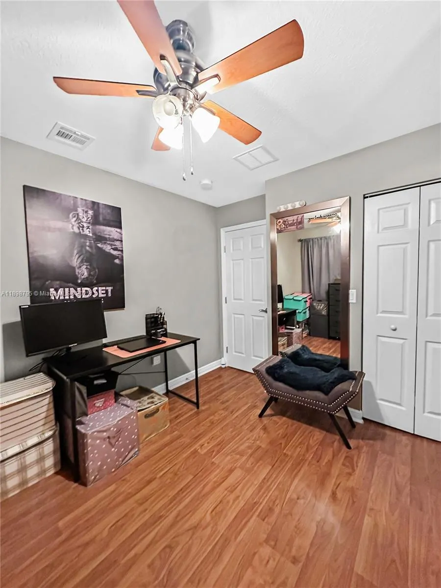 1462 Running Oak Ct