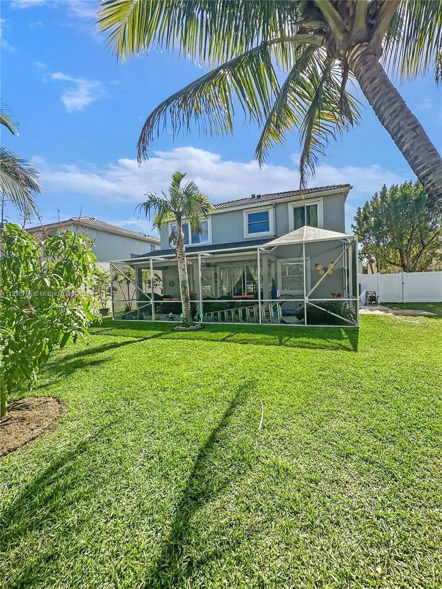 1462 Running Oak Ct