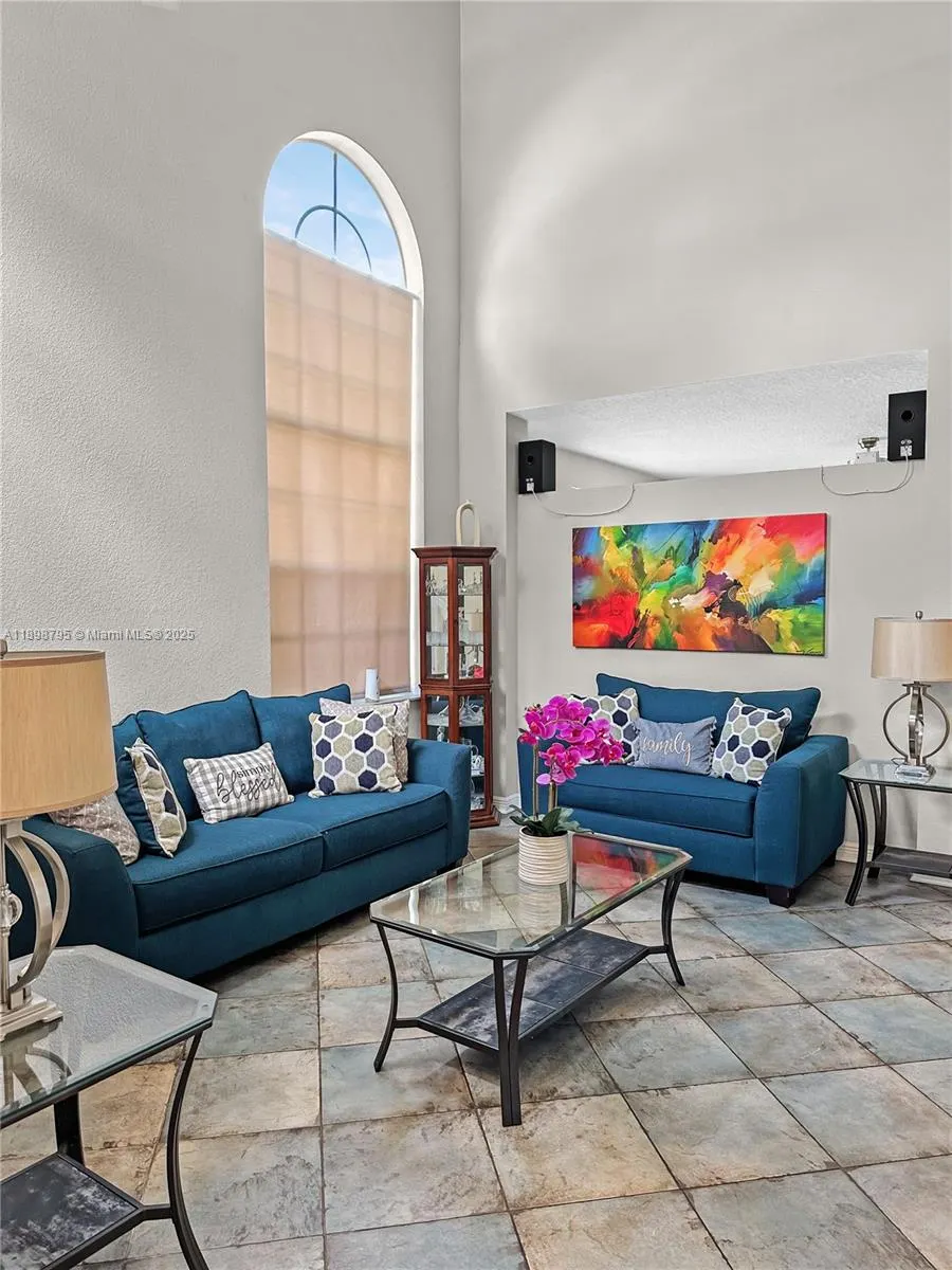 1462 Running Oak Ct