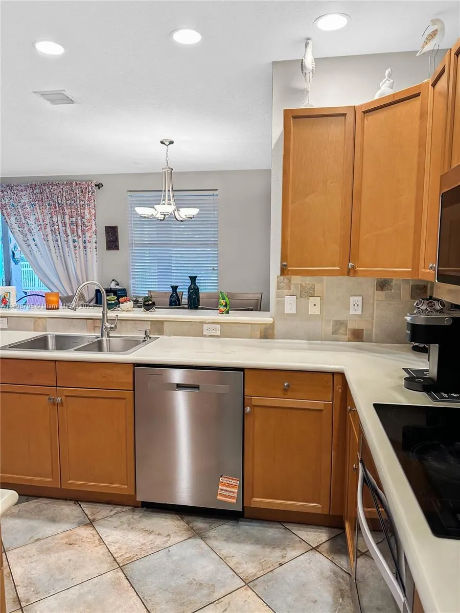 1462 Running Oak Ct