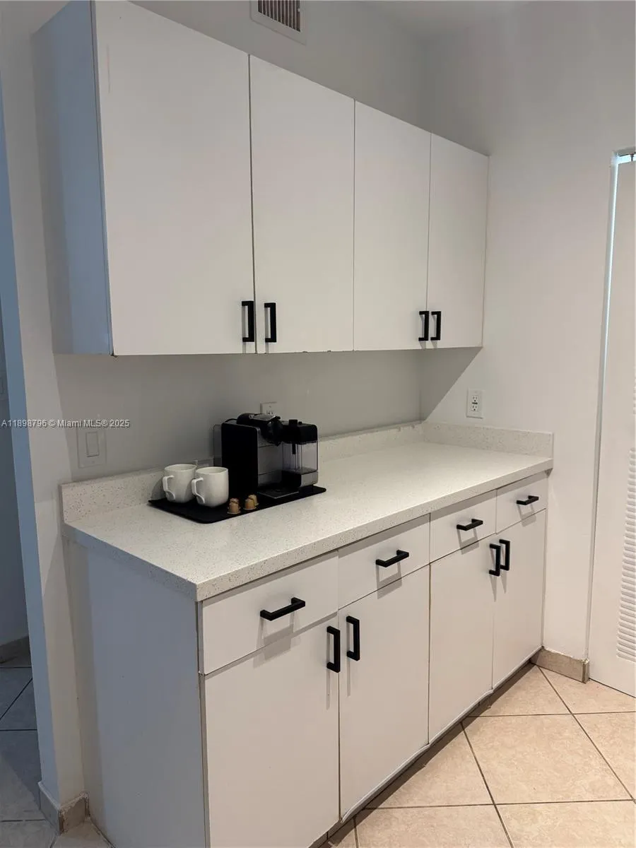 19555 E Country Club Dr, #8108