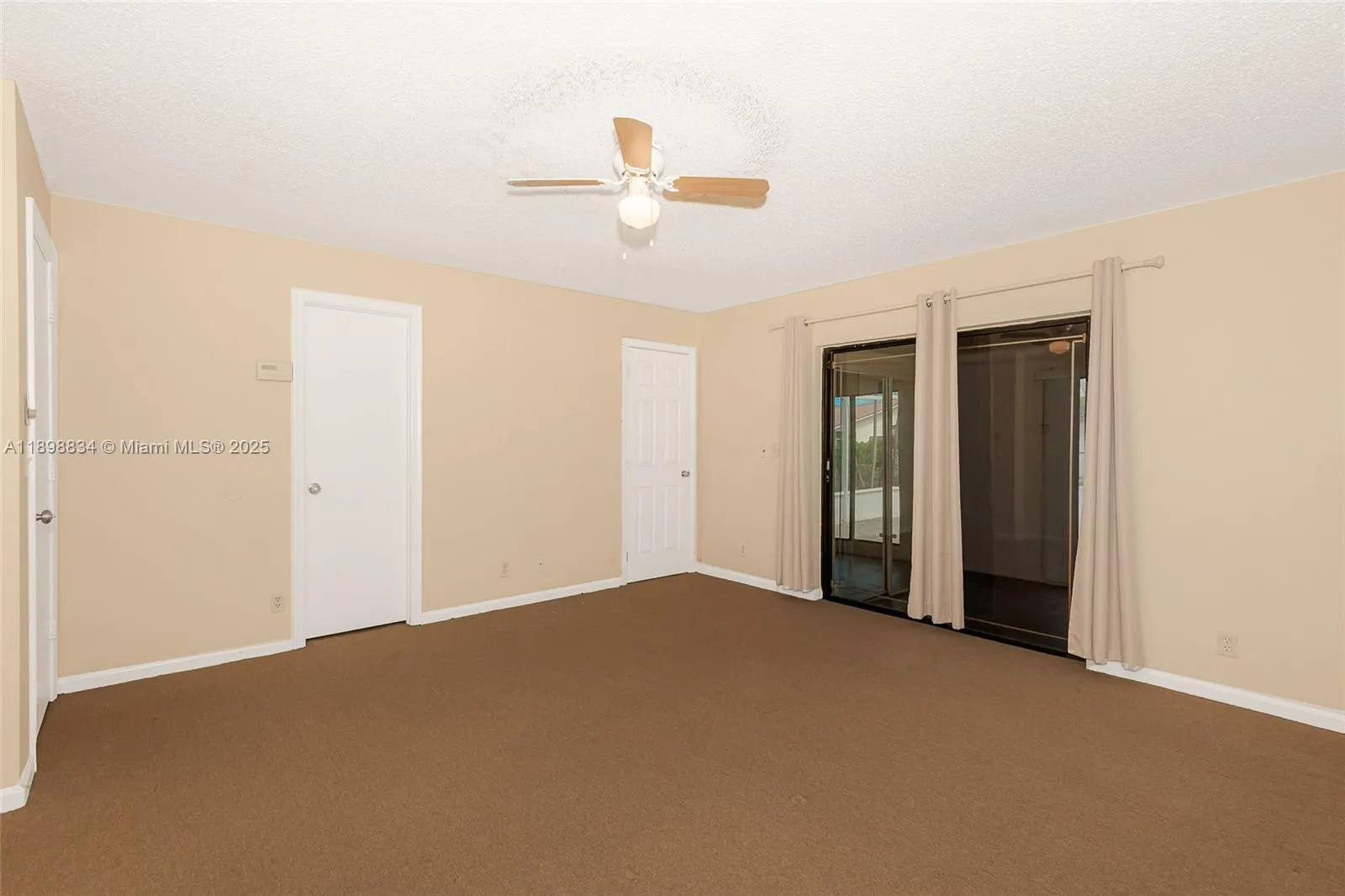 880 NW 110th Ave