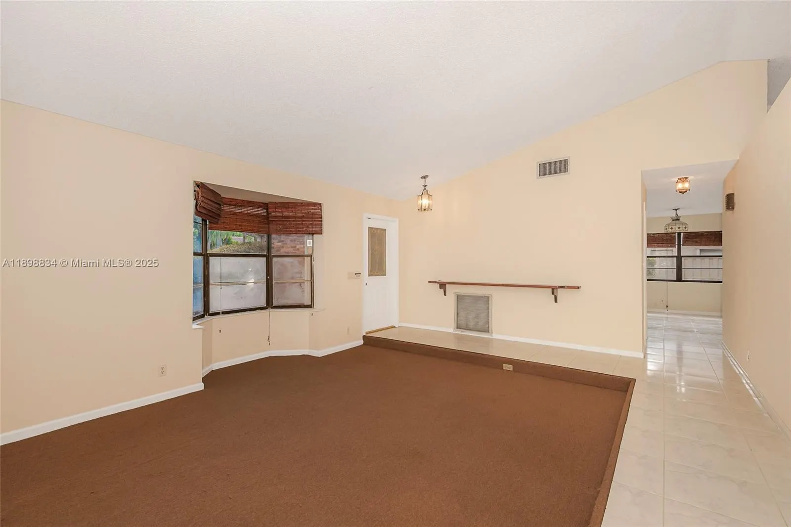 880 NW 110th Ave