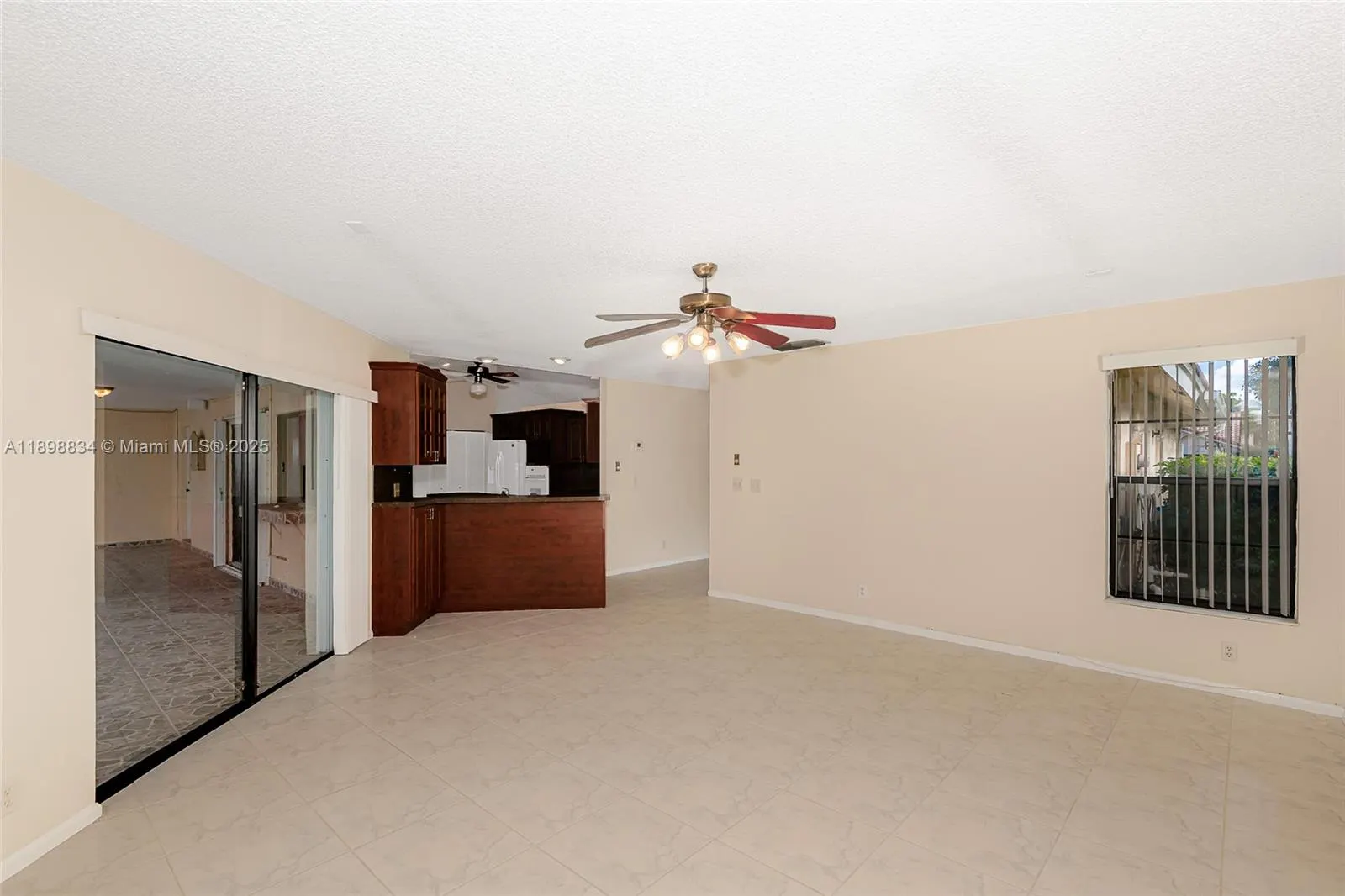880 NW 110th Ave