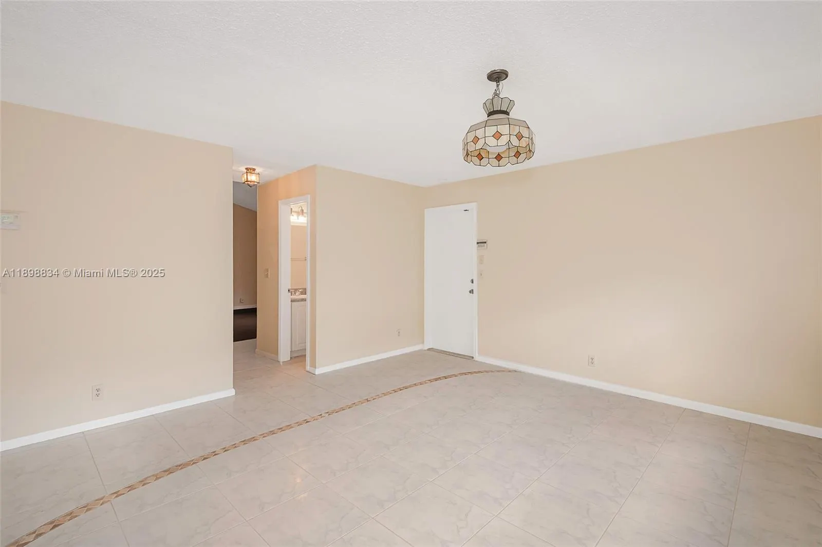 880 NW 110th Ave