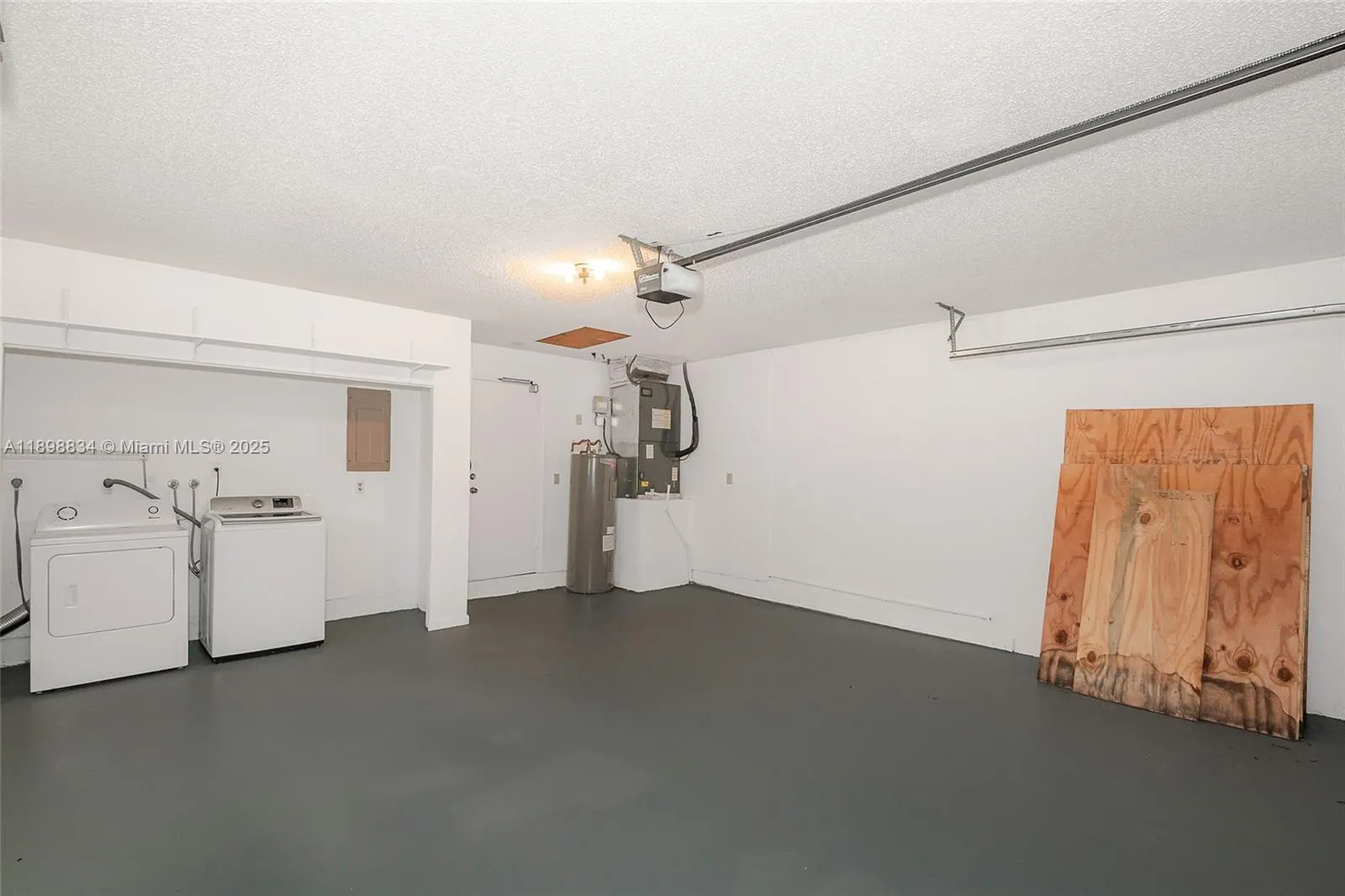 880 NW 110th Ave