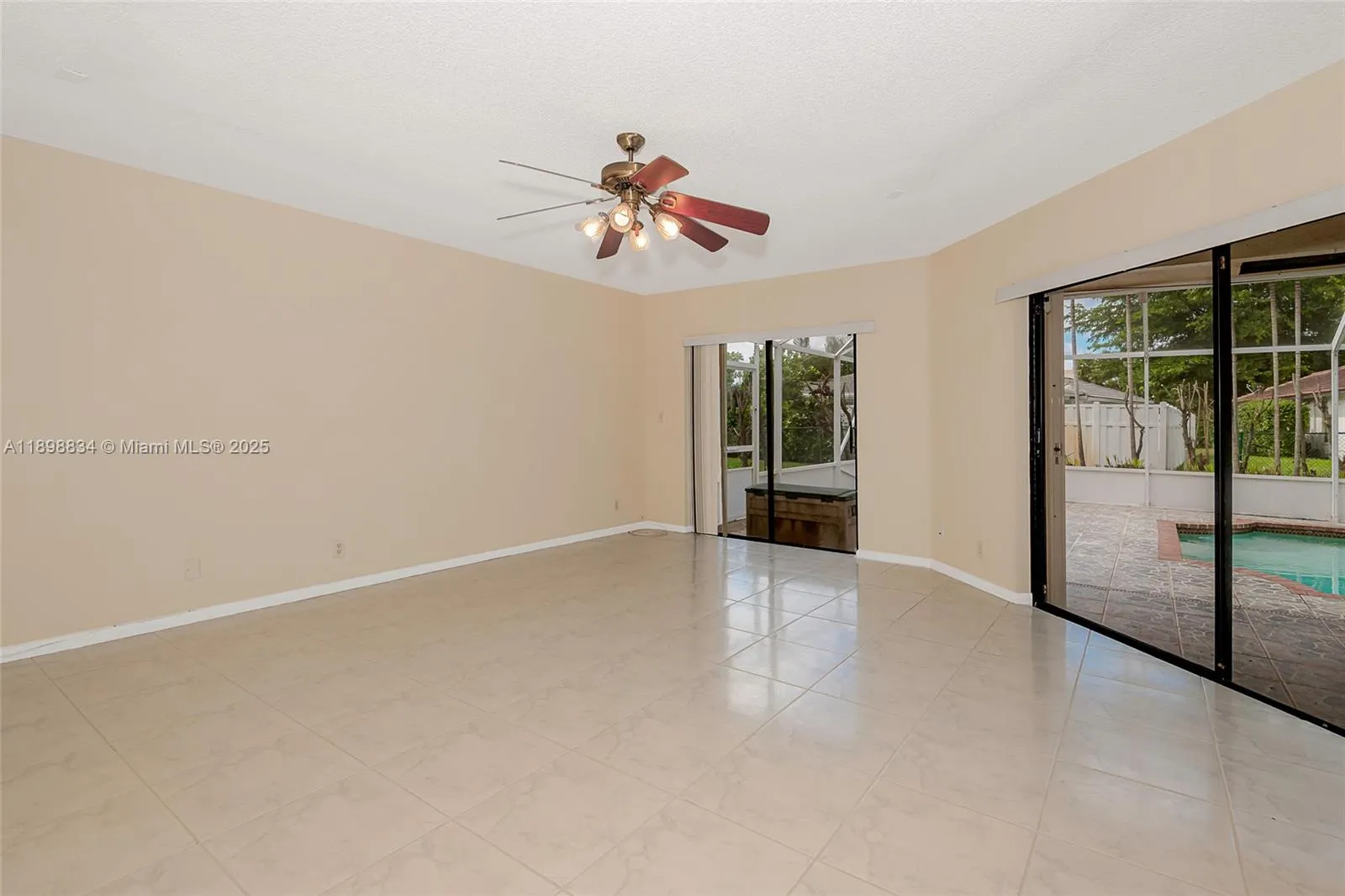 880 NW 110th Ave