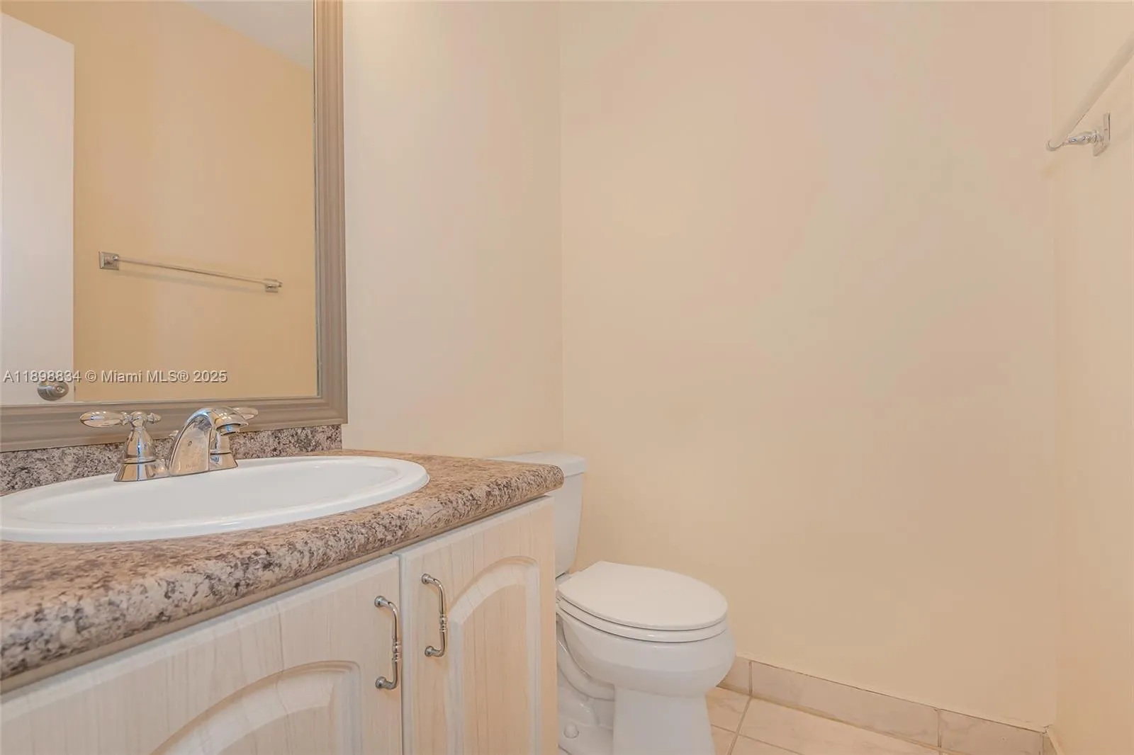 880 NW 110th Ave