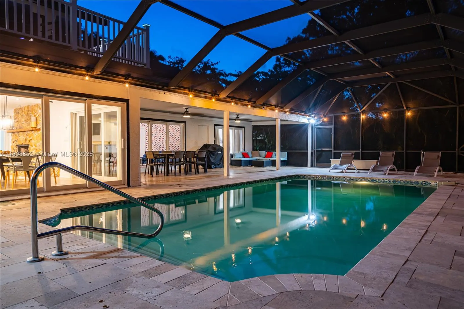 2120 SW 28th Way