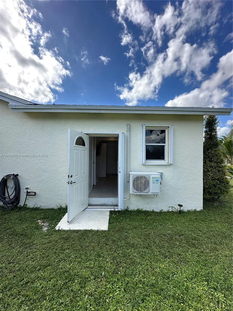 11050 NW 28th St, #11050