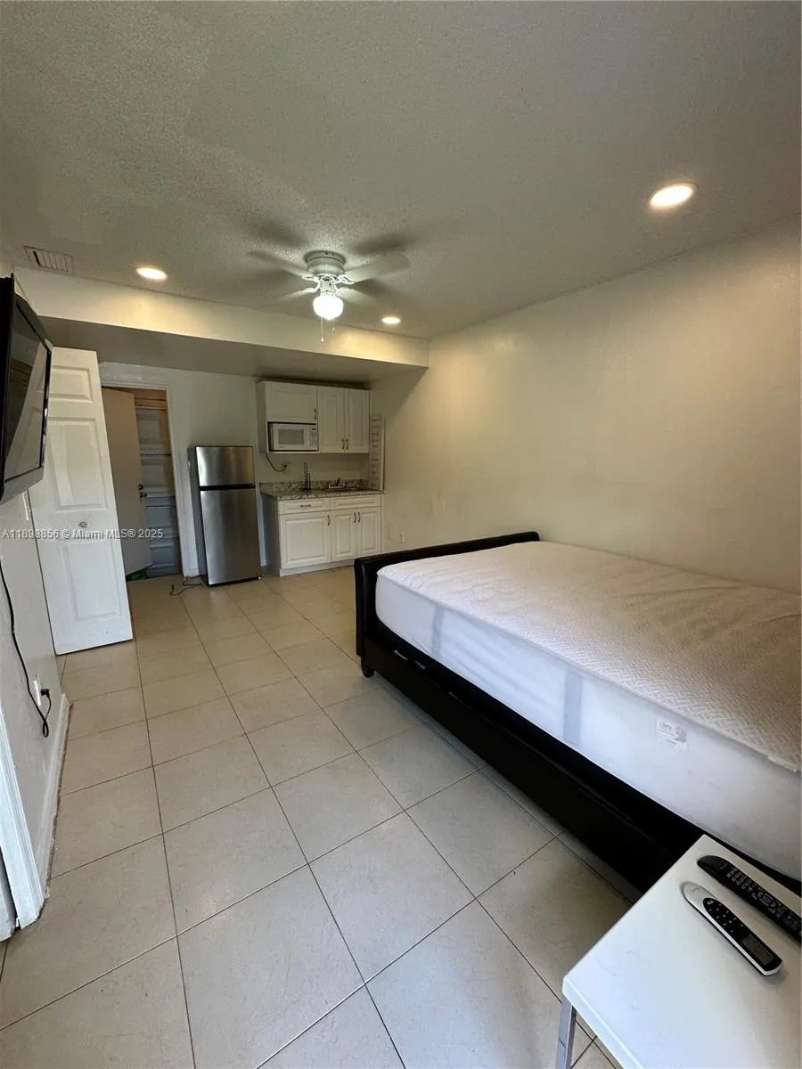 11050 NW 28th St, #11050