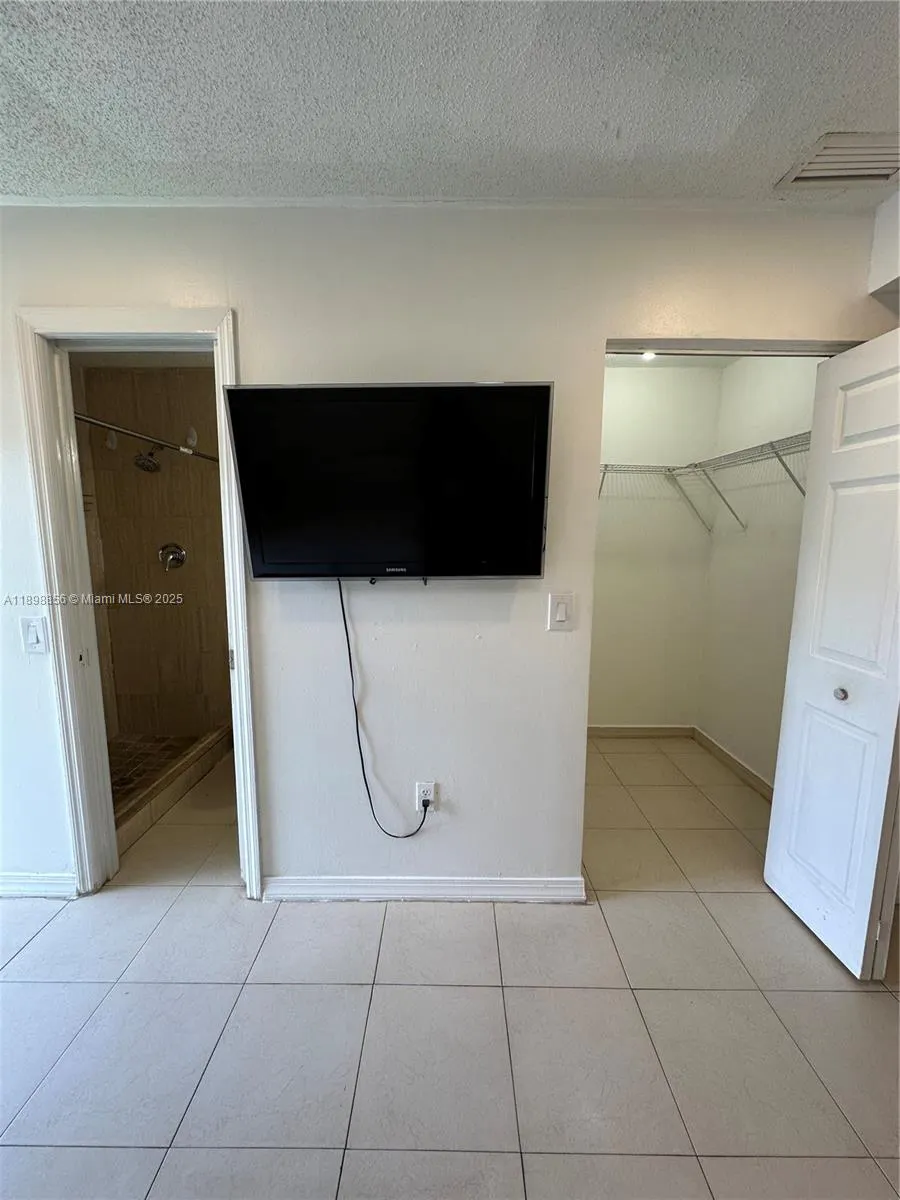 11050 NW 28th St, #11050