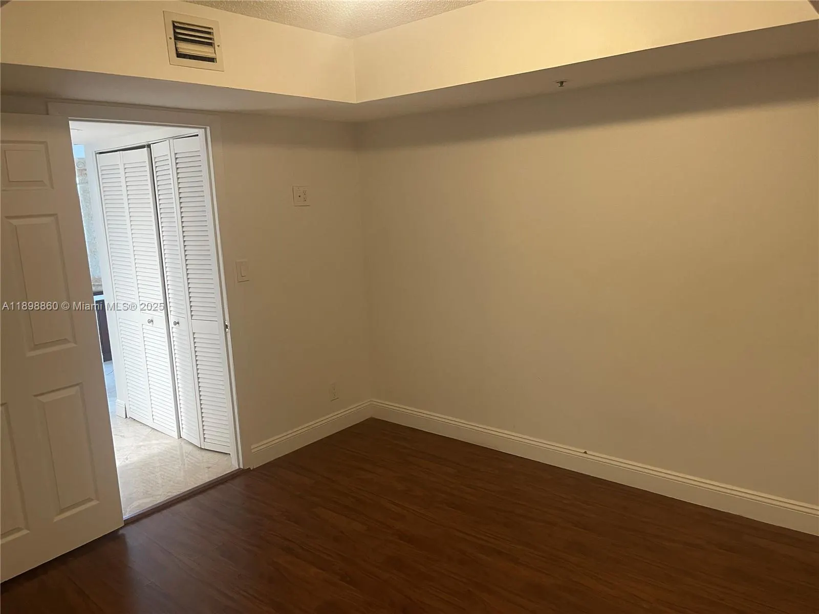 1717 N Bayshore Dr, #B-4155