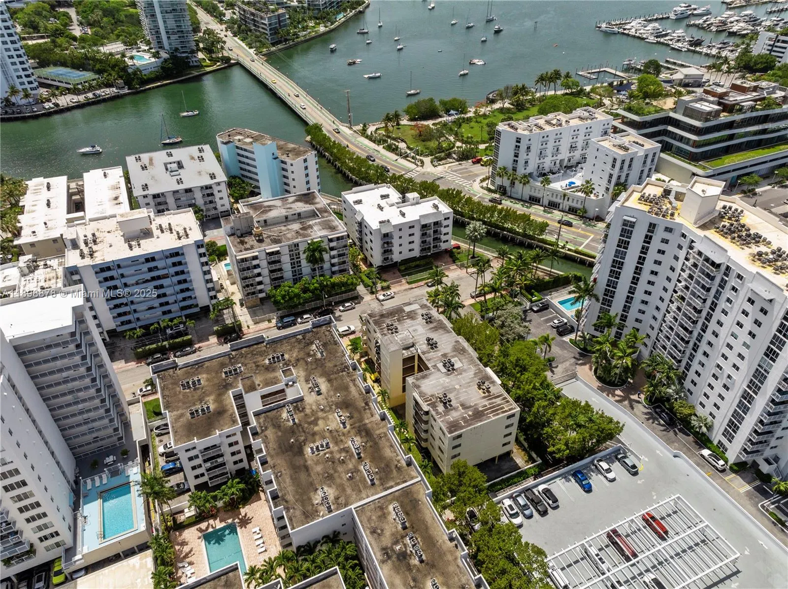 1673 Bay Rd, #405