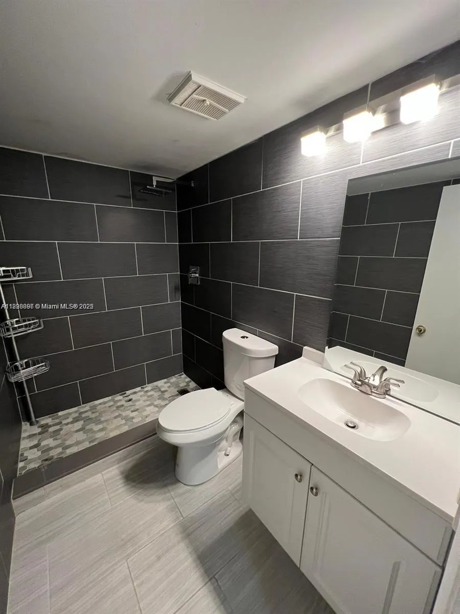 9971 Nob Hill Pl, #9971