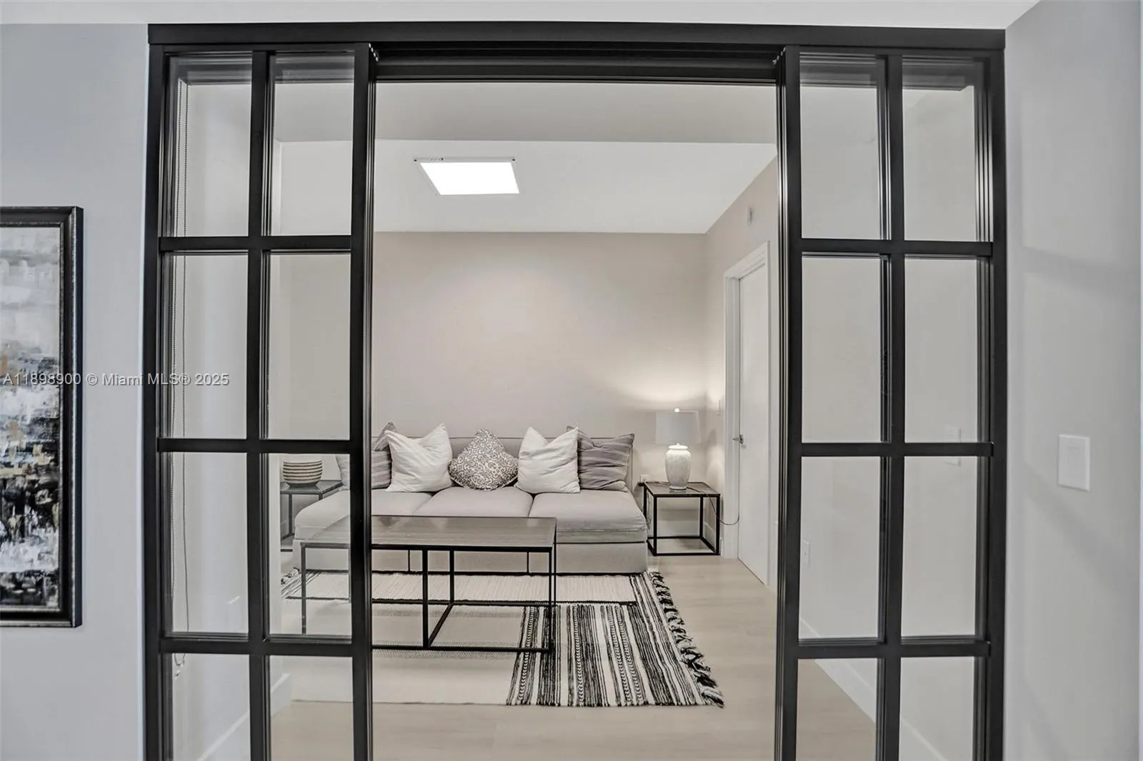 300 Sunny Isles Blvd, #4-903