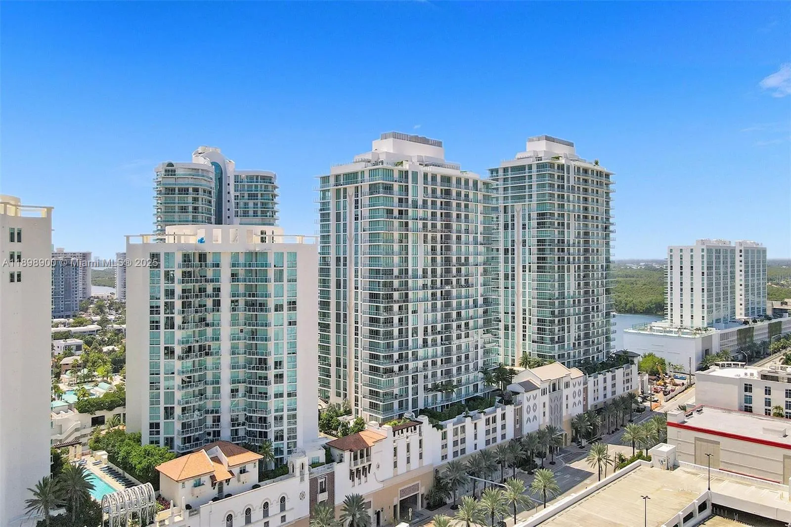 300 Sunny Isles Blvd, #4-903