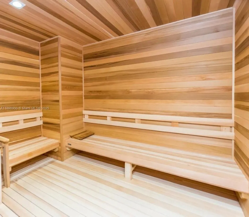 300 Sunny Isles Blvd, #4-903