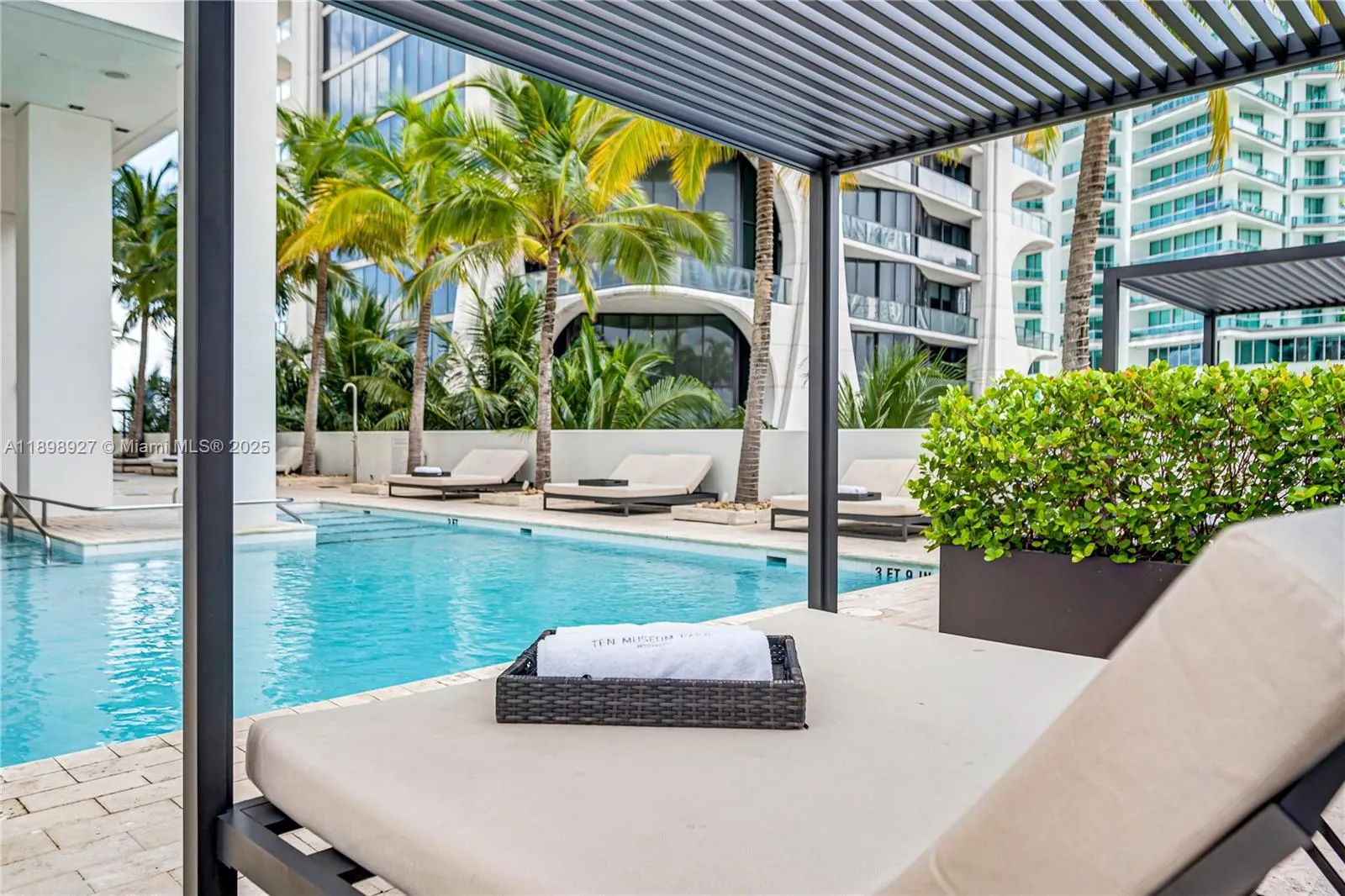 1040 Biscayne Blvd, #3308