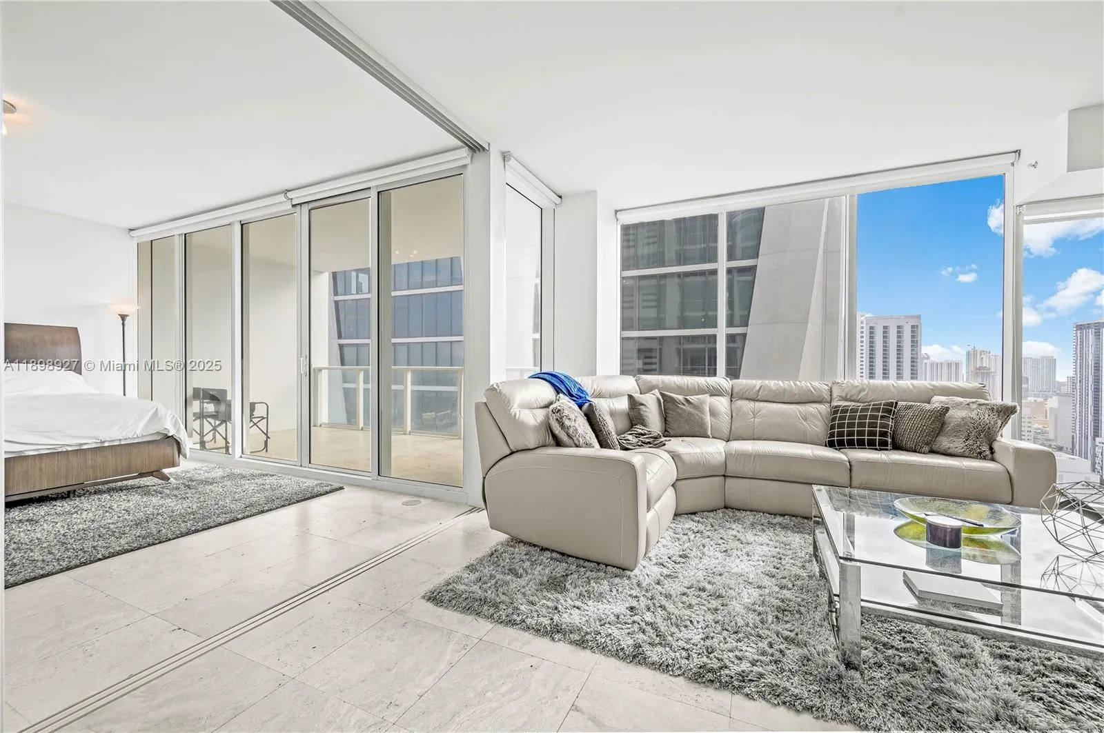 1040 Biscayne Blvd, #3308