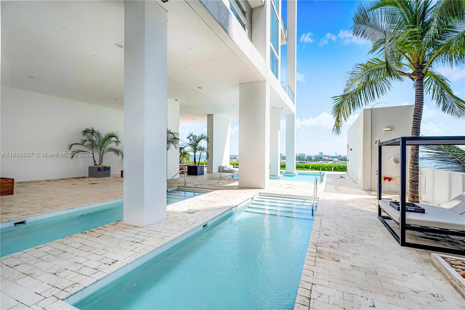 1040 Biscayne Blvd, #3308